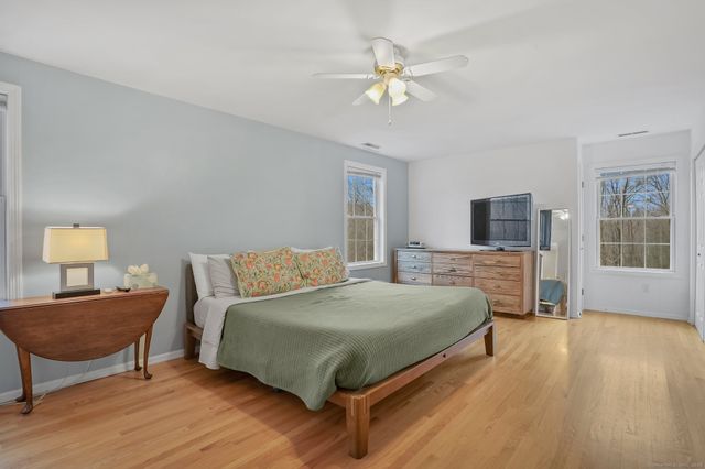 188 Falls Road, Bethany, CT 06524