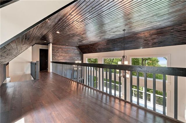 411 Sanderlin Mountain Drive S, Big Canoe, GA 30143