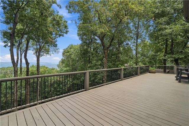 411 Sanderlin Mountain Drive S, Big Canoe, GA 30143