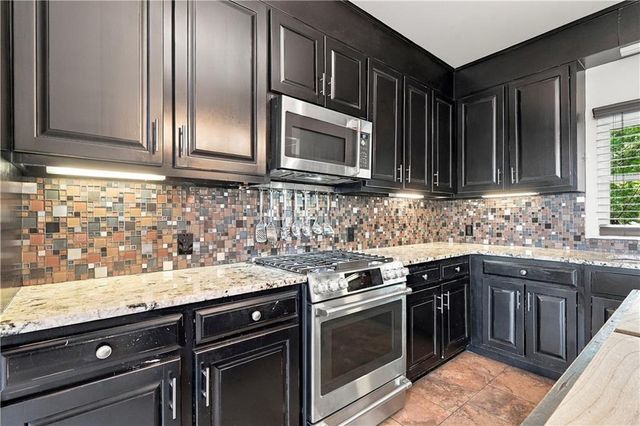 411 Sanderlin Mountain Drive S, Big Canoe, GA 30143