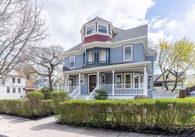 55 Lyndhurst 1, Boston, MA 02124