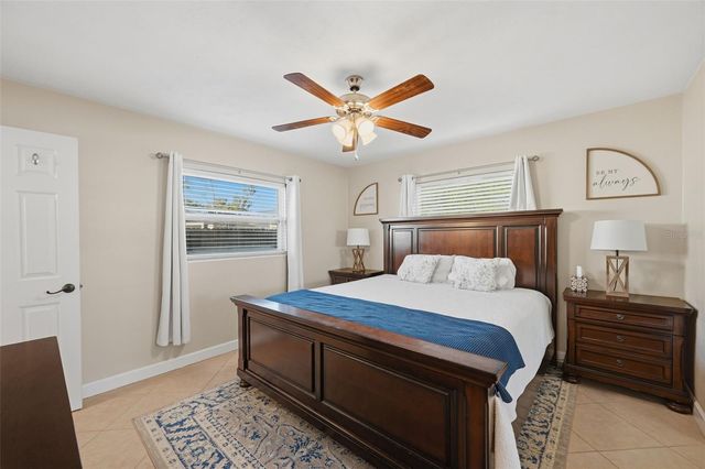 1957 SOUVENIR DRIVE, Clearwater, FL 33755