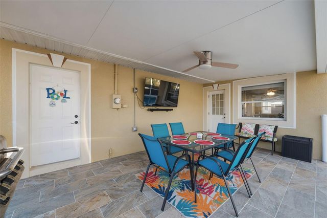 1957 SOUVENIR DRIVE, Clearwater, FL 33755