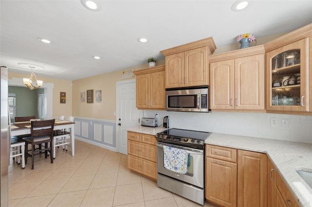 1957 SOUVENIR DRIVE, Clearwater, FL 33755