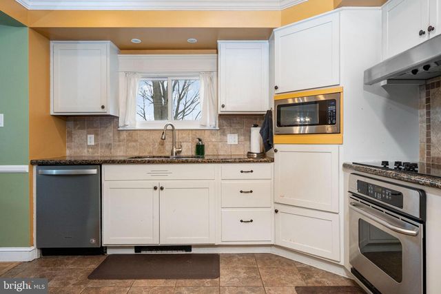 526 HAIN AVE, Reading, PA 19605