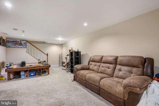 526 HAIN AVE, Reading, PA 19605