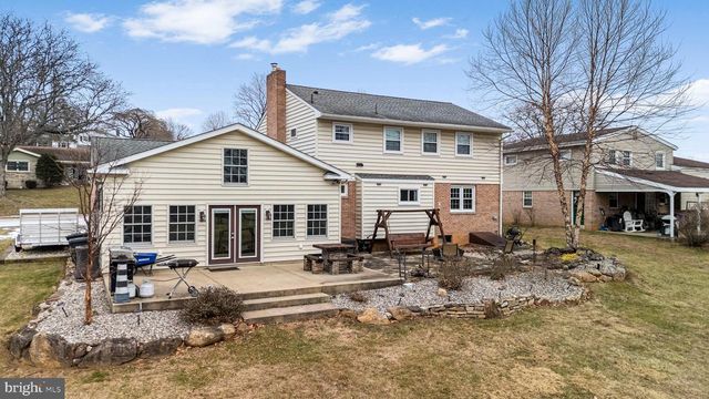 526 HAIN AVE, Reading, PA 19605