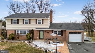 526 HAIN AVE, Reading, PA 19605