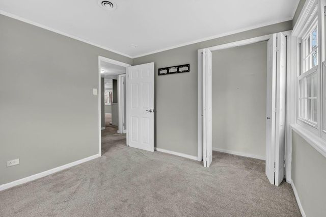 5016 Oak Center Drive, Oak Lawn, IL 60453