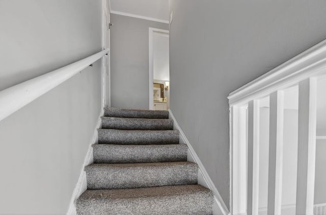 5016 Oak Center Drive, Oak Lawn, IL 60453