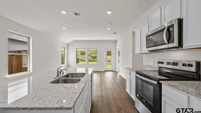 1643 Blaire Drive, Tyler, TX 75704