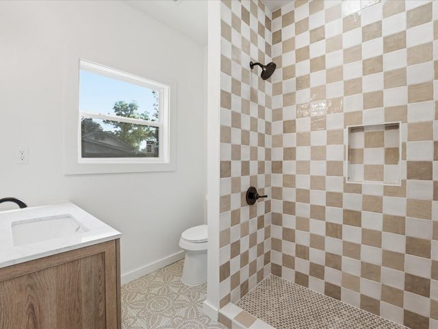 7128 Avenue K, Houston, TX 77011