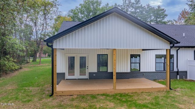 1519 Carroll Creek Road, Johnson City, TN 37615