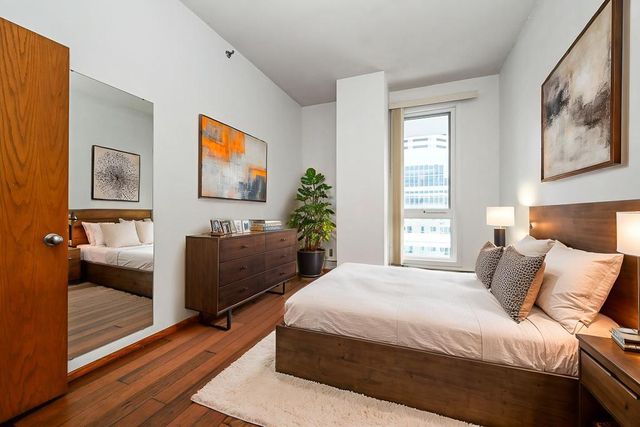 433 7th Street S 2305, Minneapolis, MN 55415