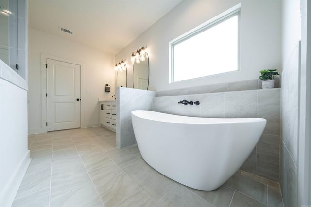 15212 Matterhorn Loop, Maumelle, AR 72113