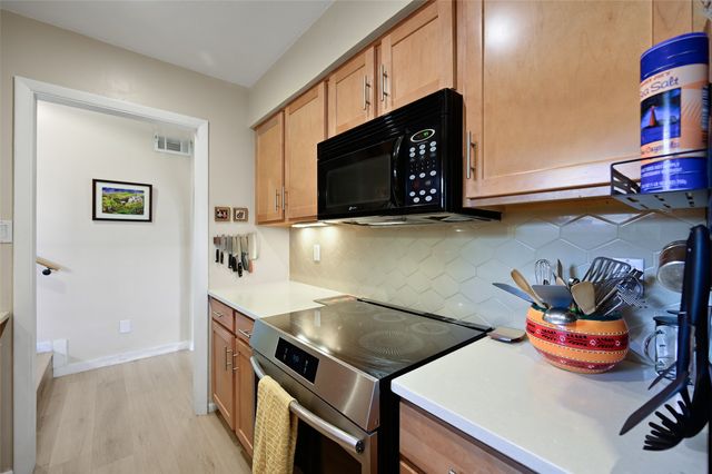3072 Plaza Blanca, Santa Fe, NM 87507