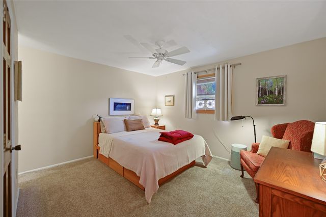 3072 Plaza Blanca, Santa Fe, NM 87507