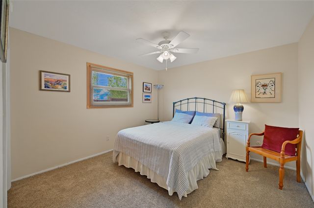 3072 Plaza Blanca, Santa Fe, NM 87507