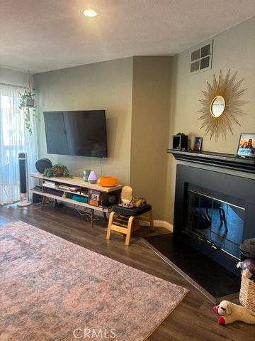 5744 Oak Bend, Oak Park, CA 91377