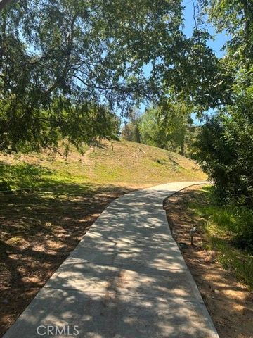 5744 Oak Bend, Oak Park, CA 91377