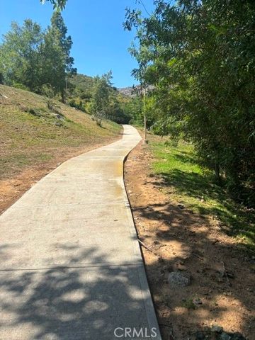 5744 Oak Bend, Oak Park, CA 91377