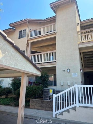 5744 Oak Bend, Oak Park, CA 91377
