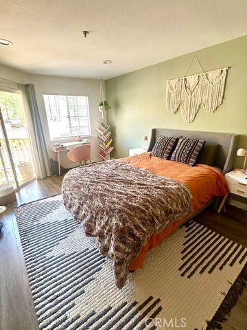 5744 Oak Bend, Oak Park, CA 91377