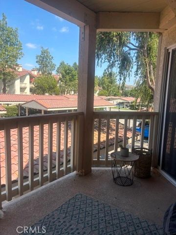 5744 Oak Bend, Oak Park, CA 91377