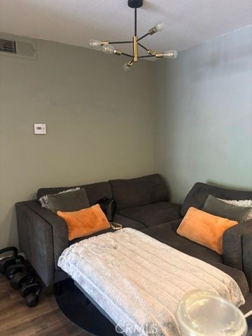 5744 Oak Bend, Oak Park, CA 91377