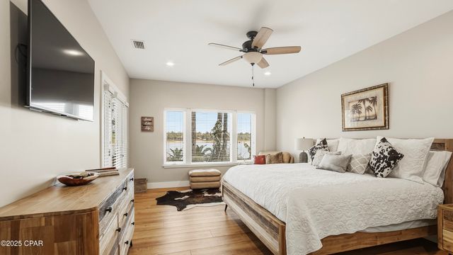 3520 Lodge Drive, Chipley, FL 32428