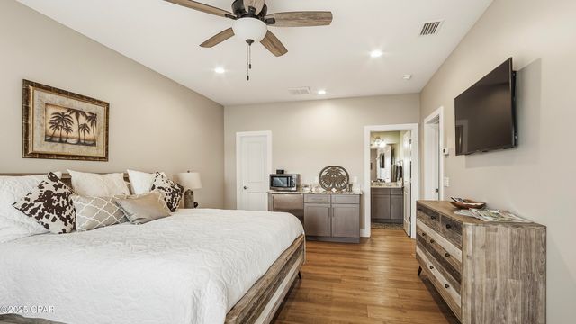 3520 Lodge Drive, Chipley, FL 32428