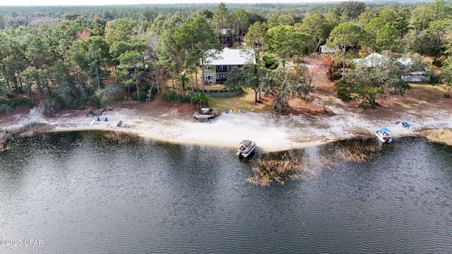 3520 Lodge Drive, Chipley, FL 32428