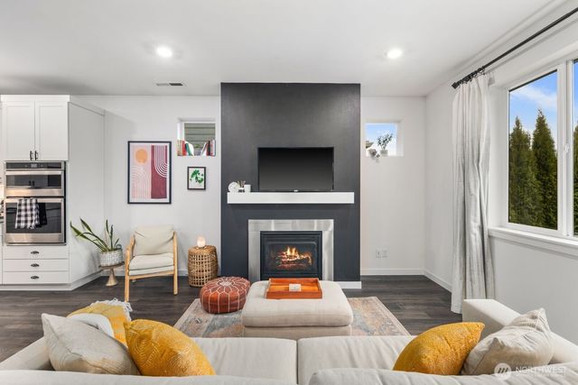 17943 123rd Street E, Bonney Lake, WA 98391