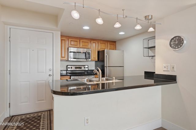 450 N Arlington Avenue UNIT 308, Reno, NV 89503