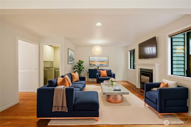 3514 208th Place NE, Sammamish, WA 98074