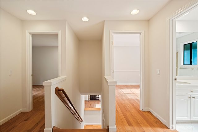 3514 208th Place NE, Sammamish, WA 98074