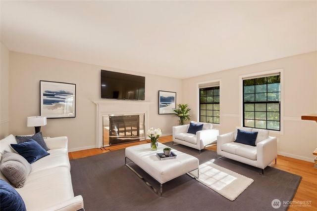 3514 208th Place NE, Sammamish, WA 98074