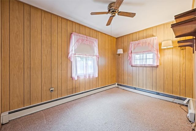 75 Gun Lane, Levittown, NY 11756
