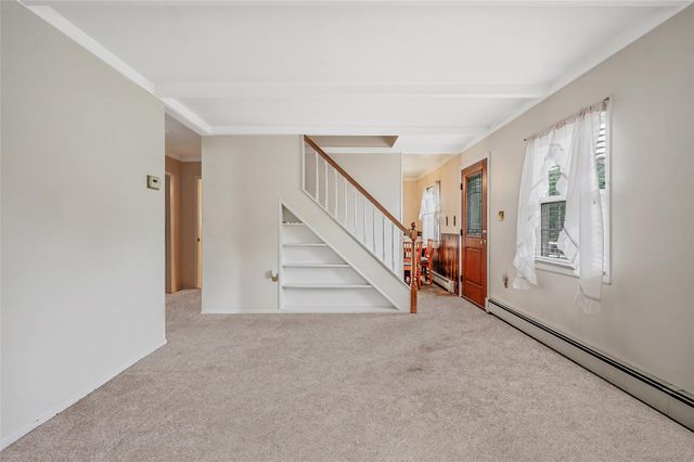 75 Gun Lane, Levittown, NY 11756