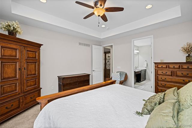 6506 Legacy Woods Trail, West Bloomfield, MI 48322