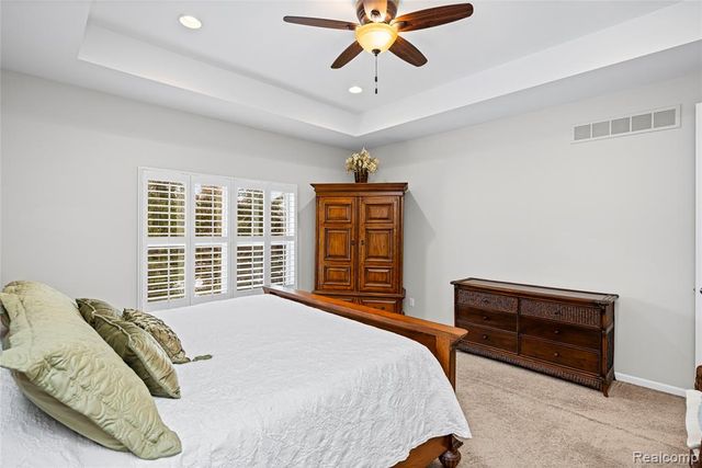 6506 Legacy Woods Trail, West Bloomfield, MI 48322