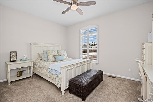 6506 Legacy Woods Trail, West Bloomfield, MI 48322