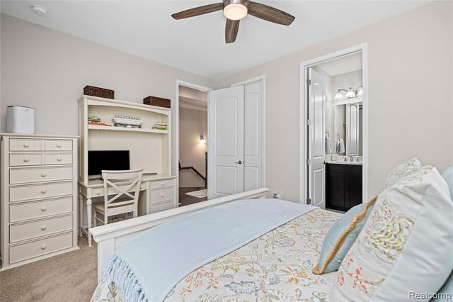 6506 Legacy Woods Trail, West Bloomfield, MI 48322