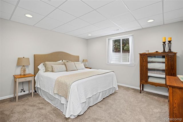 6506 Legacy Woods Trail, West Bloomfield, MI 48322