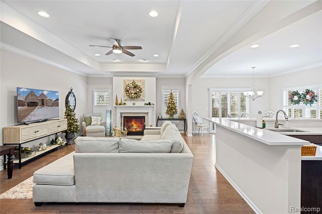 6506 Legacy Woods Trail, West Bloomfield, MI 48322