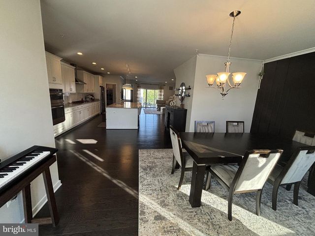 23685 HOPEWELL MANOR TER, Ashburn, VA 20148