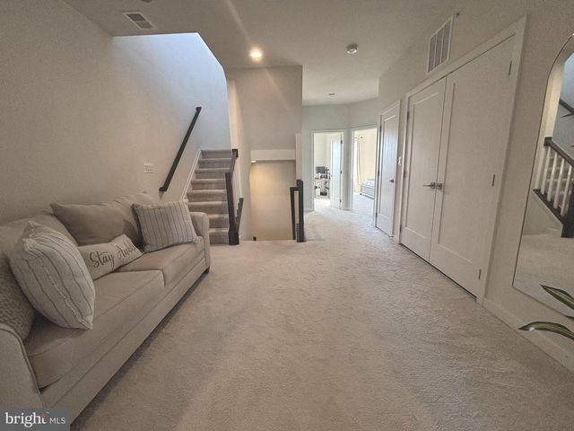 23685 HOPEWELL MANOR TER, Ashburn, VA 20148