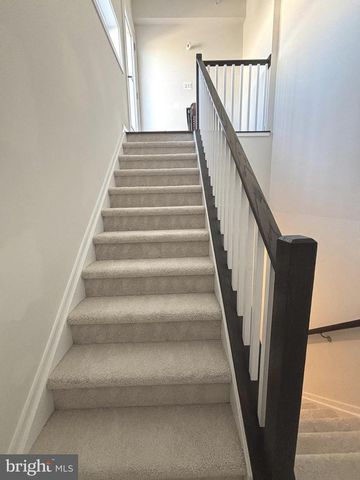 23685 HOPEWELL MANOR TER, Ashburn, VA 20148