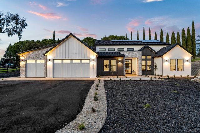 9065 Gilardi Rd, Newcastle, CA 95658