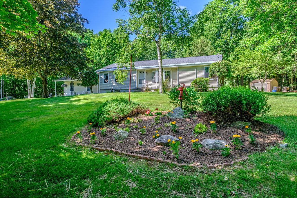 23 Perkins Road, Mechanic Falls, ME 04256 — photo 5